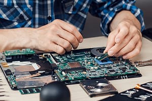 These best computer repair tips will help you alot, you can even perform them at your home an can get best results.